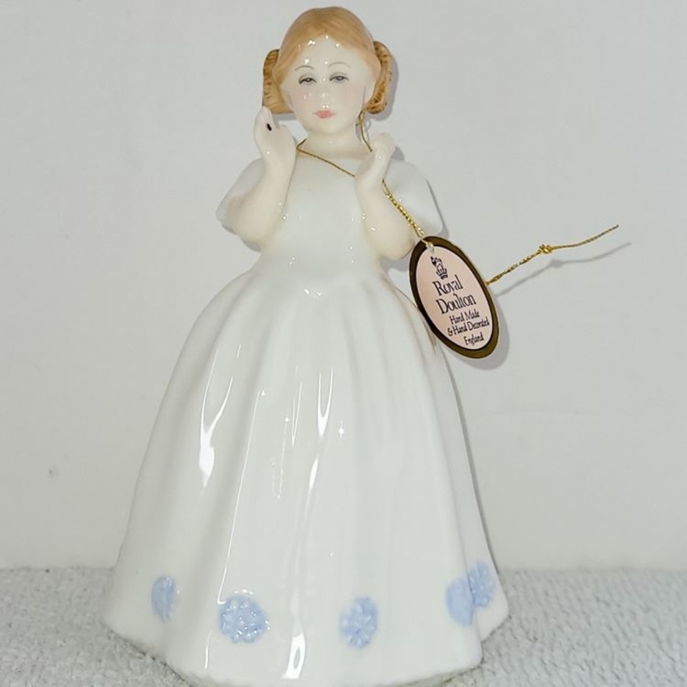 ROYAL DOULTON Catherine Vintage